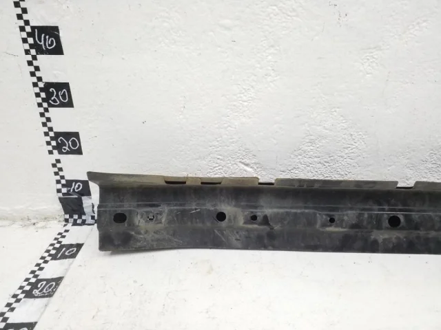 Усилитель переднего бампера для Mitsubishi Pajero Sport KS0W 2016+ на фотографиях