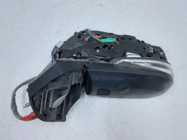 Зеркала для Toyota RAV4 XA50 2019+ на фотографиях