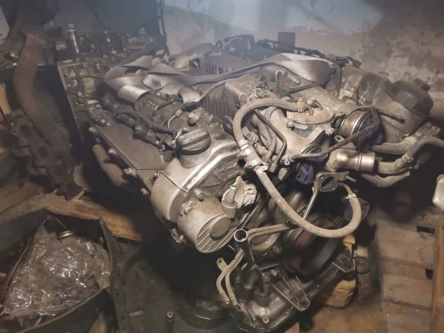 Двигатель для Mercedes-Benz G class W463 1990-2012 на фотографиях