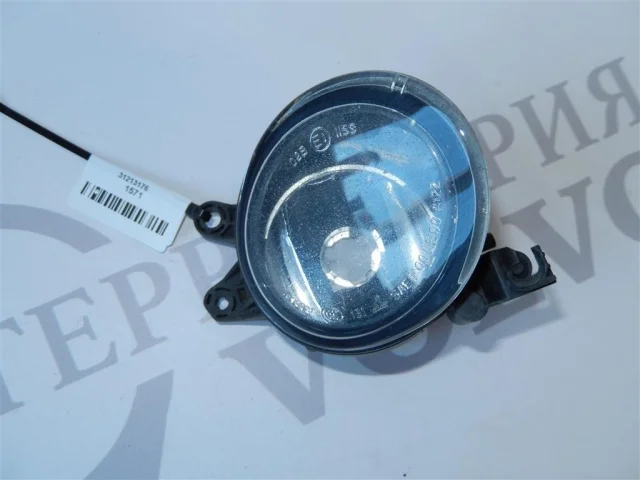 Противотуманка (ПТФ) передняя правая для Volvo C30 MK 2006-2013 на фотографиях