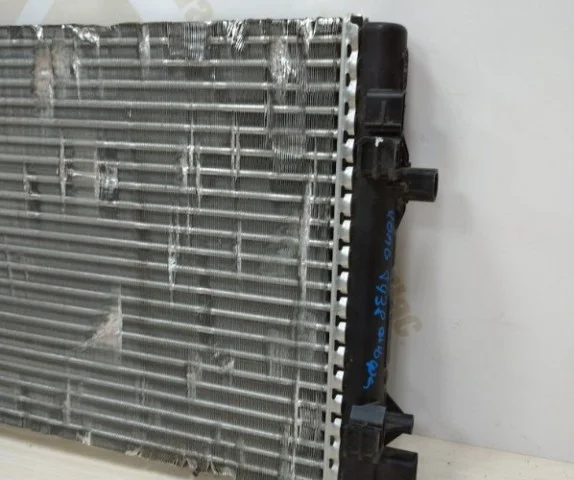 Радиатор охлаждения ДВС для Skoda Rapid I rest NH3 2017-2020 на фотографиях