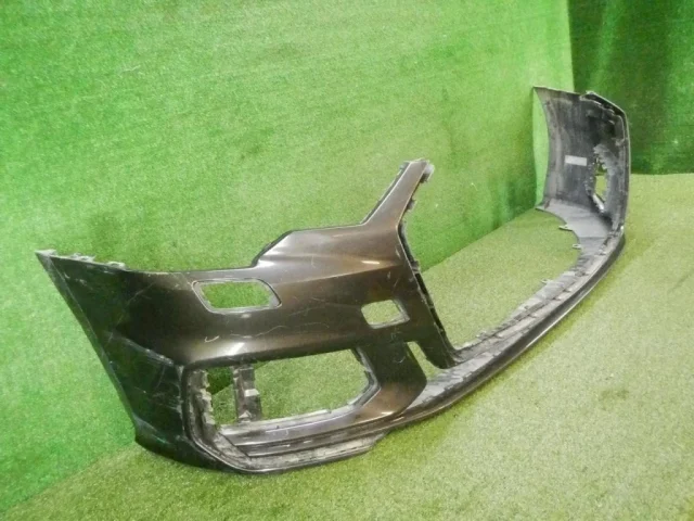 Бампер для Audi A6 C8 Allroad quattro 2019+ на фотографиях