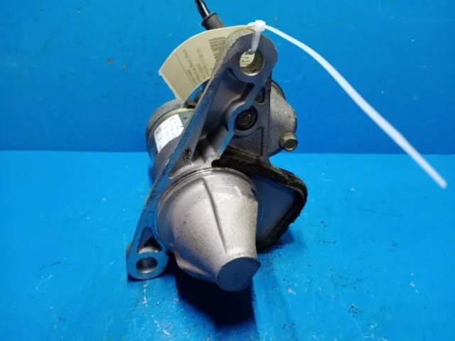 Стартер для Nissan X-Trail T31 RU 2007-2014 на фотографиях