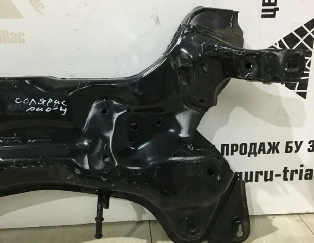 Подрамник двигателя для Hyundai Solaris 1 рестайлинг 2014-2017 на фотографиях