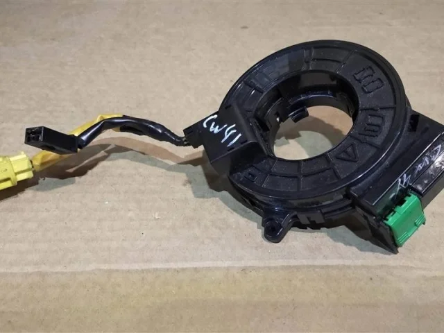 Подрулевой шлейф для Mitsubishi Outlander III GF0W 2012-2016 на фотографиях