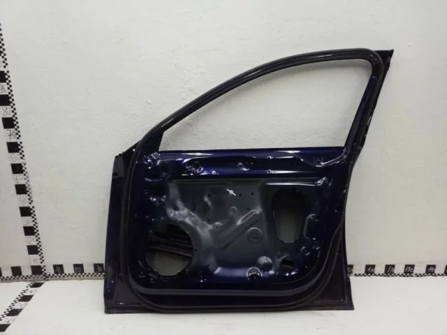 Дверь передняя правая для Audi A4 B9 2015+ на фотографиях