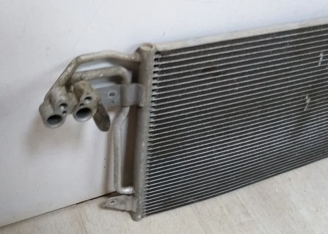 Радиатор кондиционера для Skoda Rapid II 2020+ на фотографиях