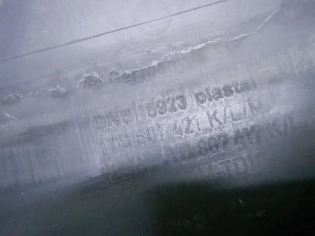 Бампер для Volkswagen Touran 1T 2003-2015 на фотографиях