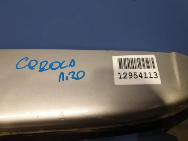 Крышка багажника для Toyota Corolla E120/E130 Хэтчбек 2001-2007 на фотографиях