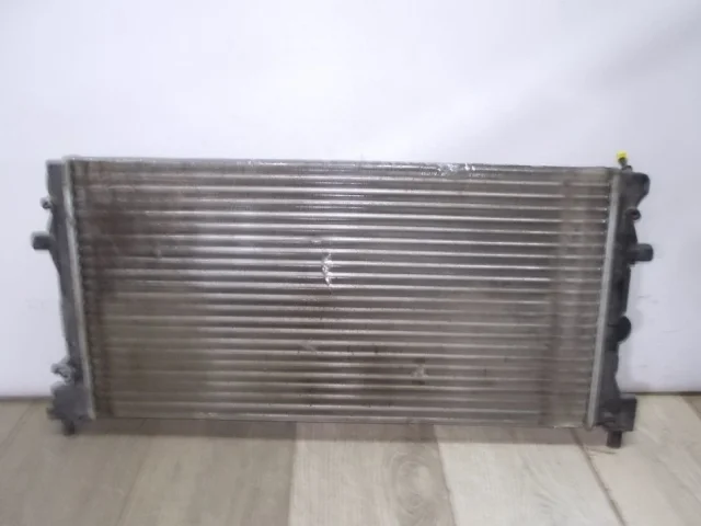 Радиатор охлаждения ДВС для Skoda Rapid II 2020+ на фотографиях