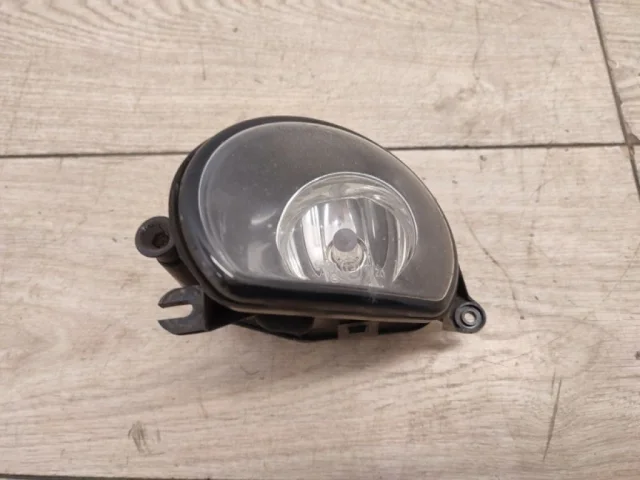 Противотуманка (ПТФ) передняя левая для Audi Q7 4L 2005-2015 на фотографиях