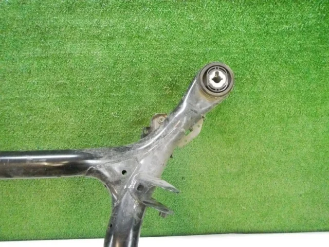 Задний стеклоочиститель для Audi Q7 4L 2005-2015 на фотографиях