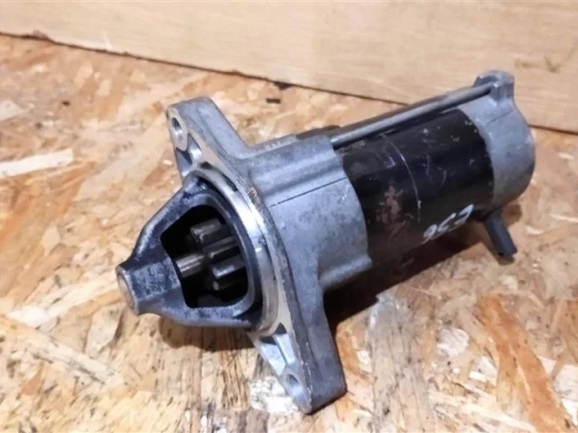 Стартер для Toyota Corolla E140/E150 Седан 2006-2013 на фотографиях