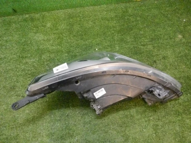 Фара ксенон левая для Hyundai Solaris 1 рестайлинг 2014-2017 Хэтчбек на фотографиях