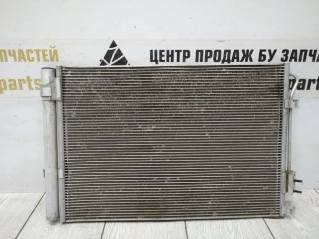 Радиатор кондиционера для Hyundai Solaris 1 RB (2011-2013) на фотографиях