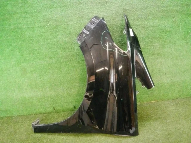 Крылья для Toyota Alphard H30 2015+ на фотографиях