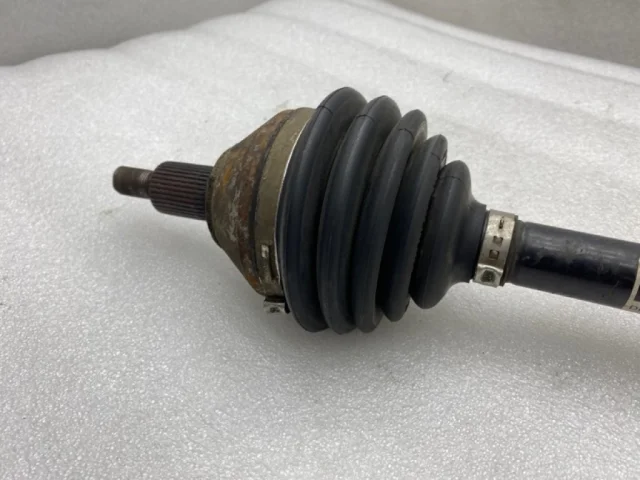 Привод передний левый для Volkswagen Polo Liftback (Mk6) 2020+ на фотографиях