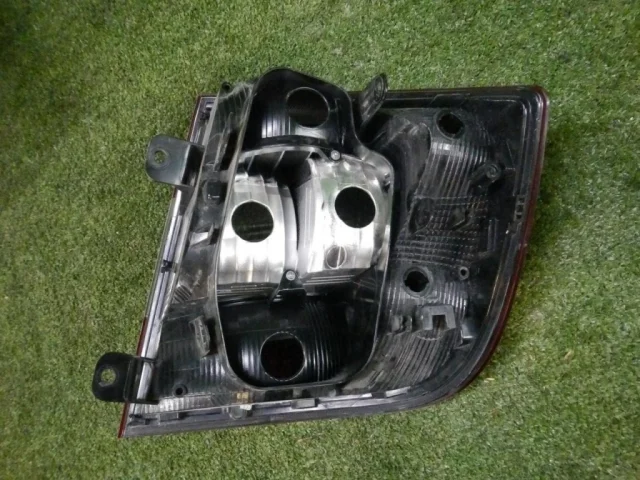 Фонарь левый для Skoda Rapid I rest NH3 2017-2020 на фотографиях