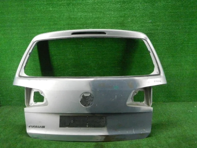 Крышка багажника для Volkswagen Touran 1T 2003-2015 на фотографиях