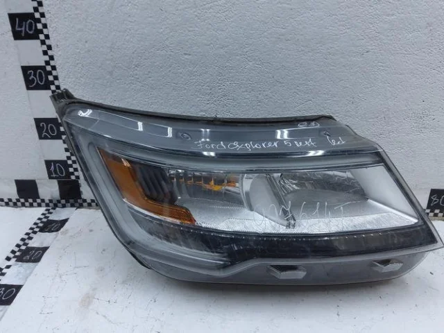 Фара правая для Ford Explorer U502 2011-2016 на фотографиях