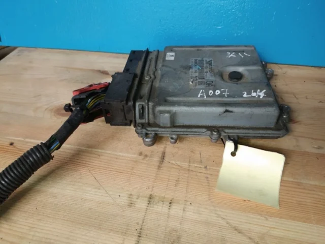 Блок управления двигателем для Volvo XC90 I C 2002-2014 на фотографиях