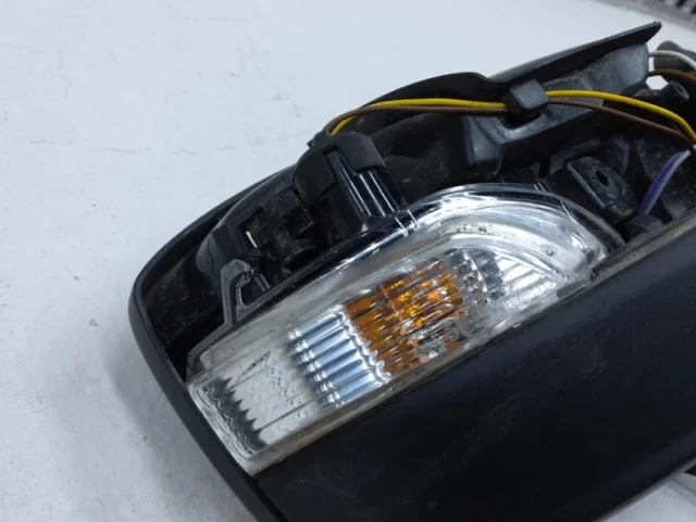 Зеркало боковое правое для Skoda Rapid I rest NH3 2017-2020 на фотографиях