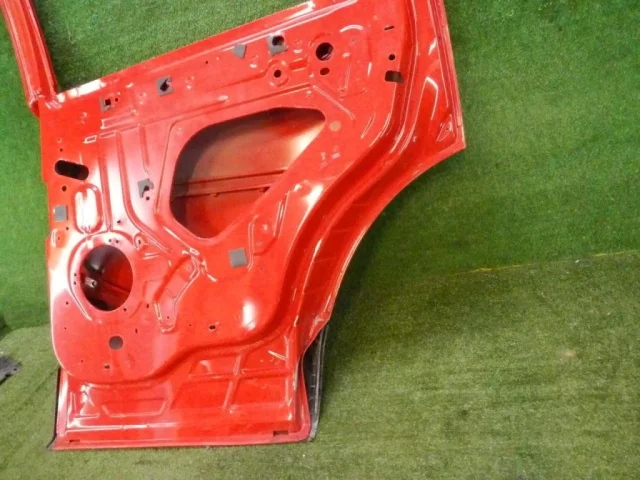 Двери для Ford Explorer U502 rest 2014-2019 на фотографиях