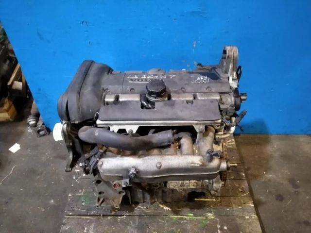 Продажа двигателя B5244S