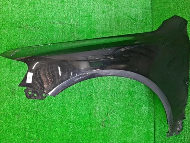 Крыло левое для Volkswagen Touareg I (7L) 2002-2010 на фотографиях