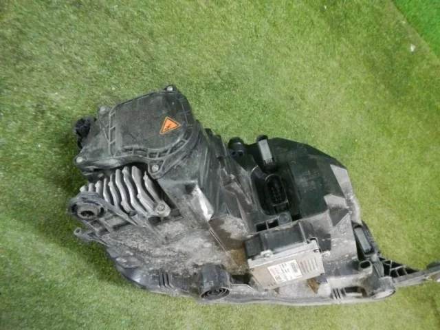 Фара ксенон левая для Skoda Rapid I rest NH3 2017-2020 на фотографиях