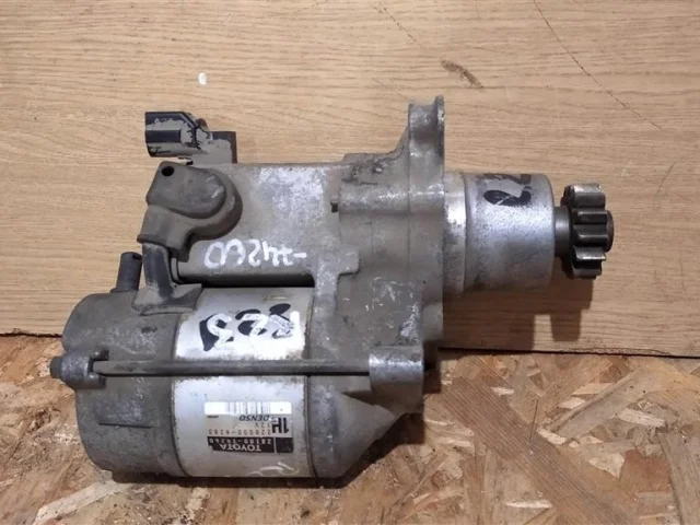 Стартер для Toyota RAV4 XA20 2000-2005 на фотографиях