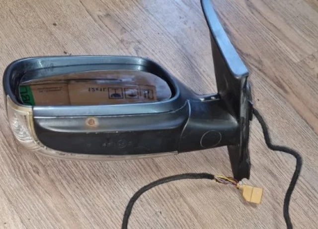 Зеркало боковое левое для Volkswagen Touareg I (7L) 2002-2010 на фотографиях