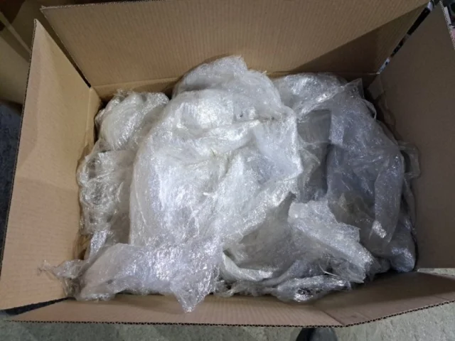 Усилитель переднего бампера для Volvo C30 MK 2006-2013 на фотографиях