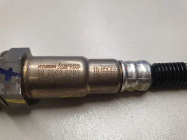 Лямбда-зонд (верхний) для Hyundai Solaris 2 (2017-2022) на фотографиях