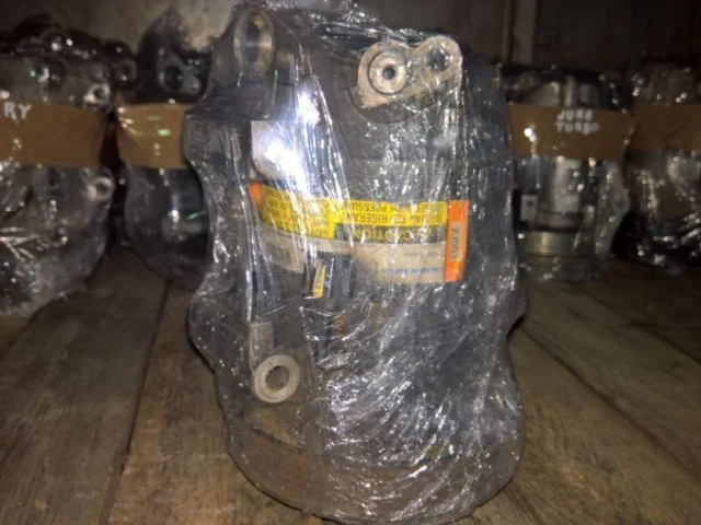 Компрессор кондиционера для Nissan Primera P12 Хэтчбек 2002-2008 на фотографиях