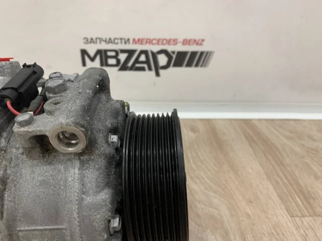 Компрессор кондиционера для Mercedes-Benz GL class X164 2006-2012 на фотографиях