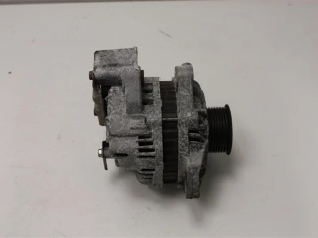 Генератор для Honda Civic FD 2005-2012 седан на фотографиях