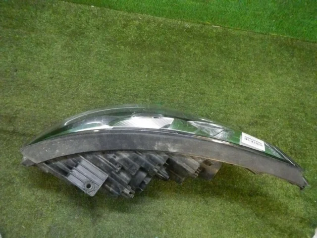 Фара ксенон левая для Hyundai ix35 1 Rest 2013-2016 на фотографиях