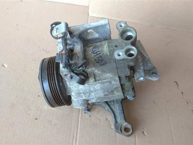 Компрессор кондиционера для Subaru Forester SH 2008-2012 на фотографиях