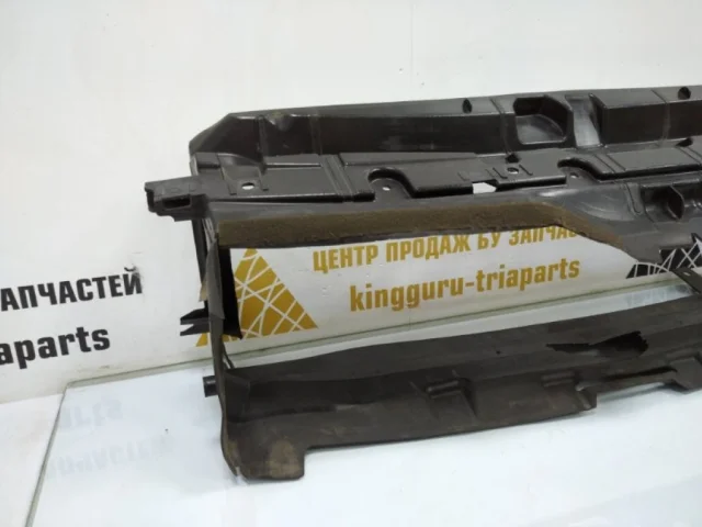 Воздуховод радиатора левый верхний для BMW 3er F30 2011-2019 на фотографиях