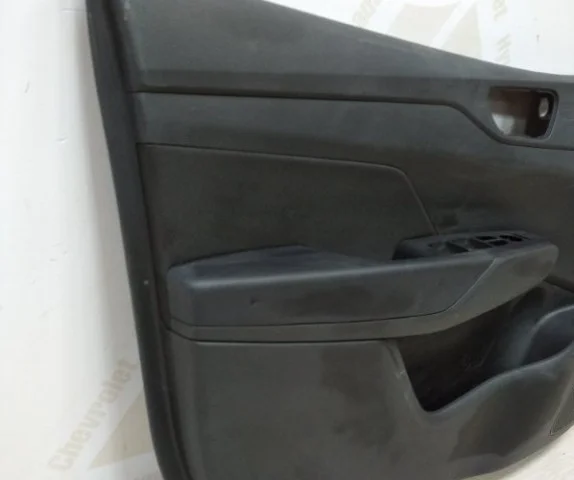 Обшивка двери передняя левая для Hyundai Solaris 2 (2017-2022) на фотографиях