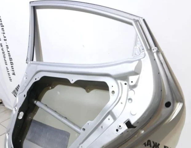 Дверь задняя правая для Hyundai Elantra AD 2015-2019 на фотографиях