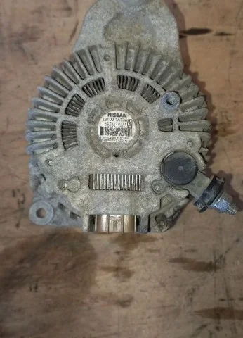Генератор для Nissan Navara D40 2004-2010 на фотографиях