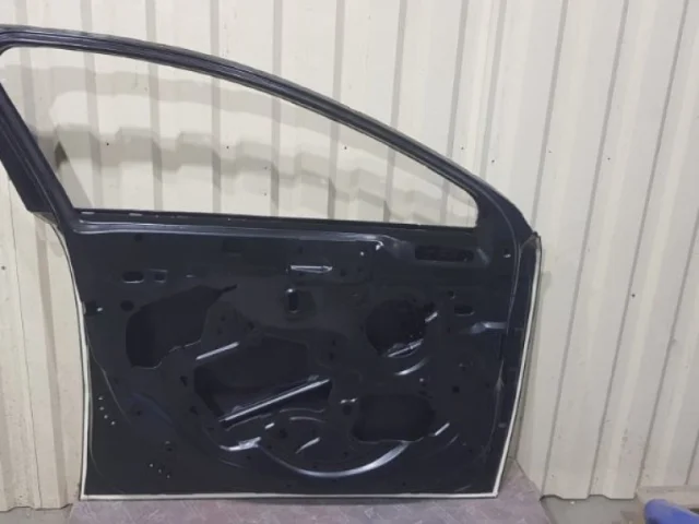 Дверь передняя левая для Peugeot 508 Седан 2011-2018 на фотографиях
