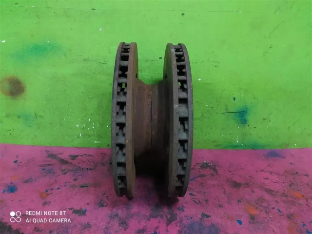 Диски тормозные передние (комплект) для Volkswagen Touareg I (7L) 2002-2010 на фотографиях