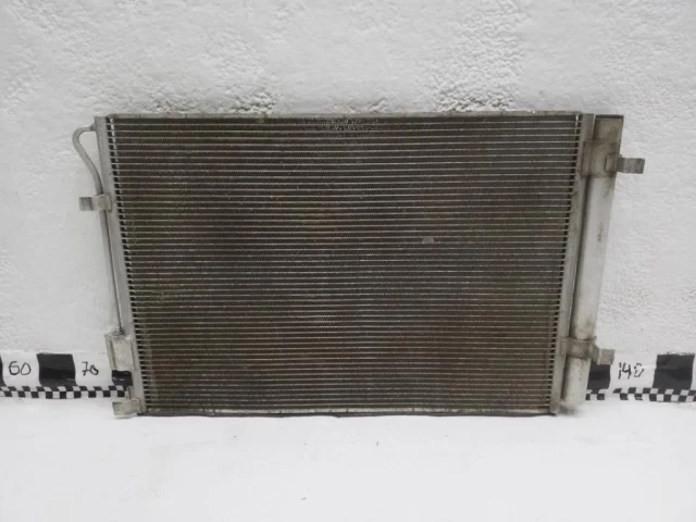 Радиатор кондиционера для Hyundai Solaris 1 RB (2011-2013) Хэтчбек на фотографиях