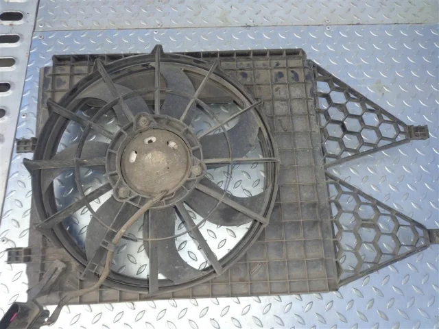 Вентилятор радиатора охлаждения ДВС для Skoda Rapid I NH3 2012-2017 на фотографиях