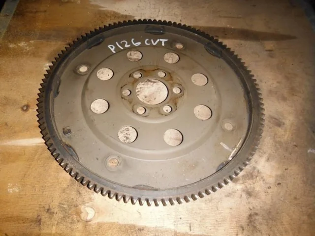 Маховик для Nissan Primera P12 Хэтчбек 2002-2008 на фотографиях