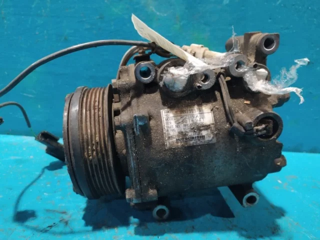 Компрессор кондиционера для Mitsubishi Lancer 9 Седан CS 2003-2010 на фотографиях