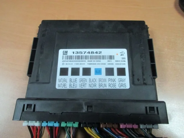 Блок комфорта для Chevrolet Cruze 1 J300 2009-2015 на фотографиях